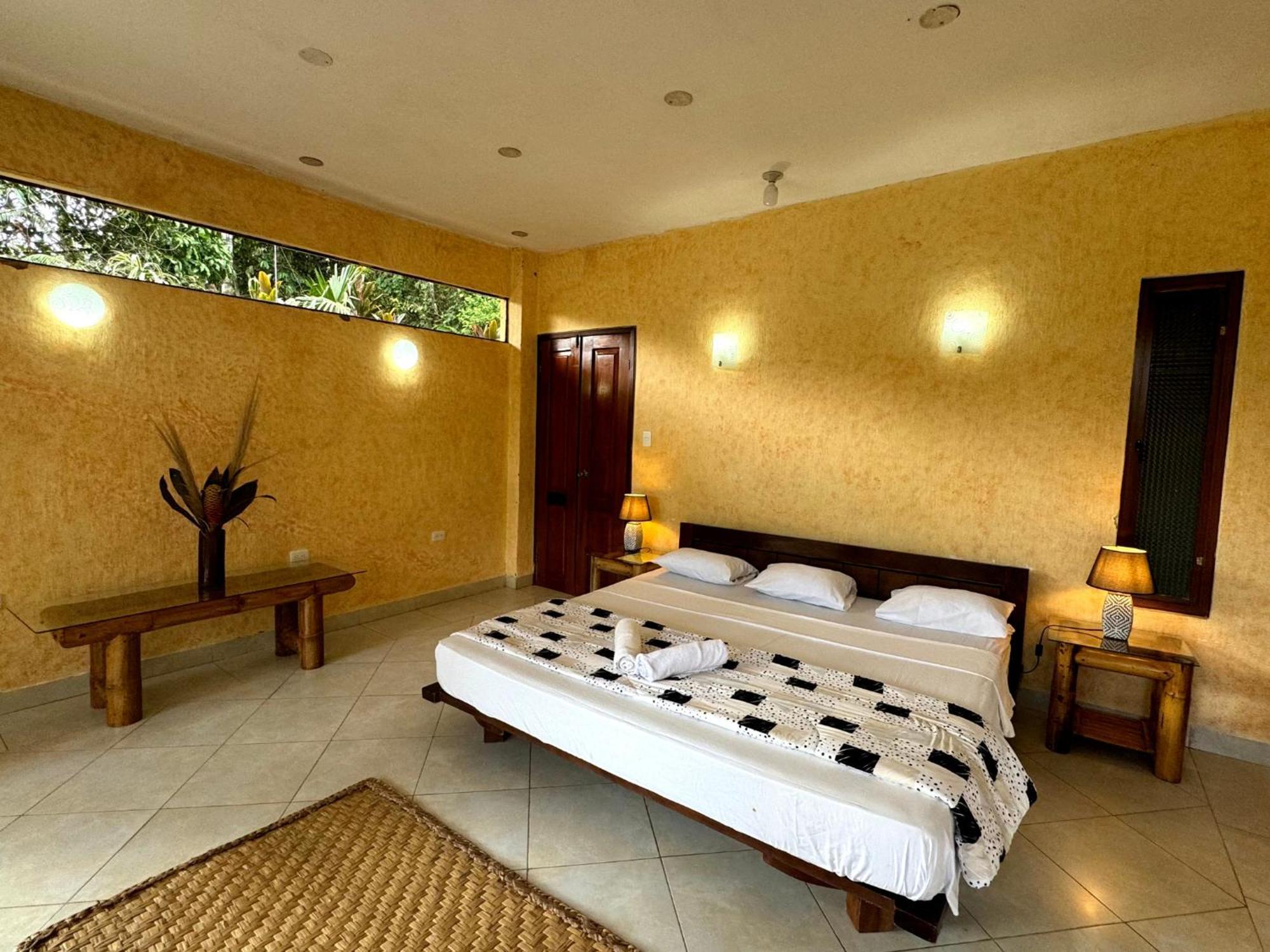 Wisdom Forest Lodge Tena Luaran gambar