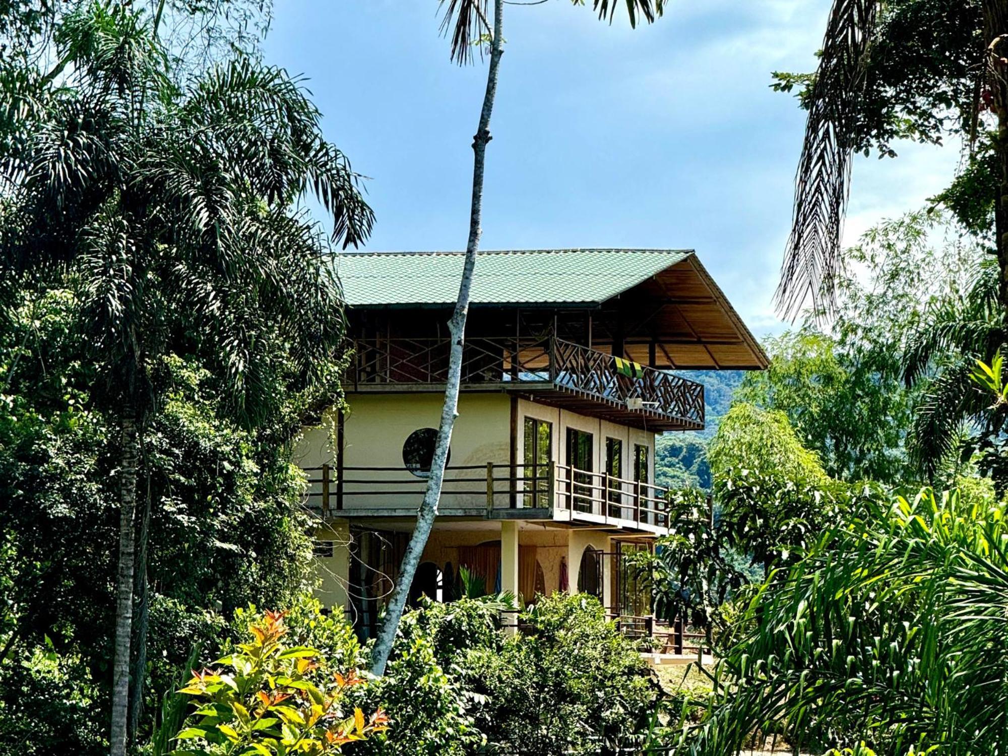 Wisdom Forest Lodge Tena Luaran gambar