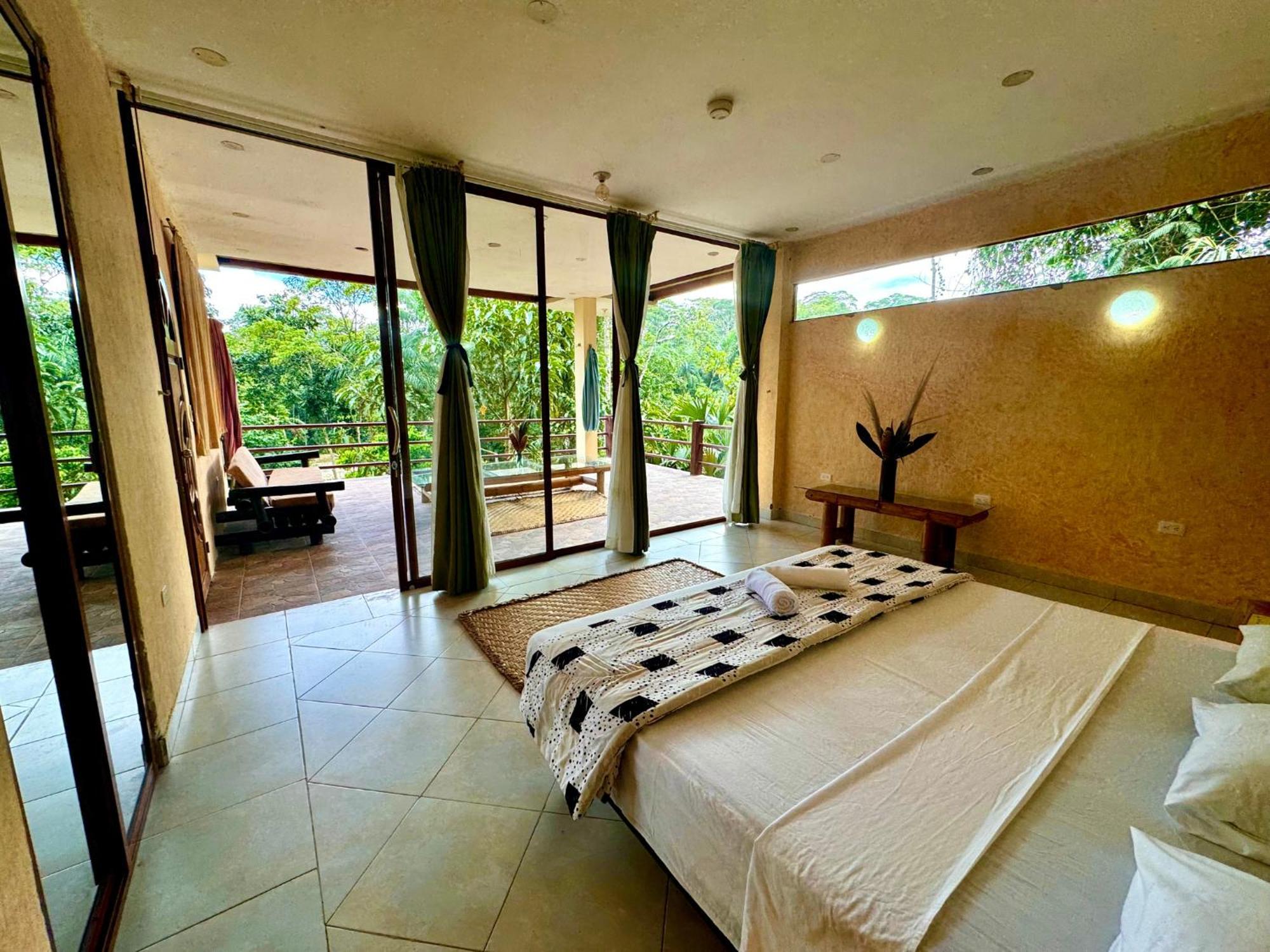 Wisdom Forest Lodge Tena Bilik gambar